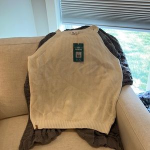 Selling for my sister. Cute summer sweater